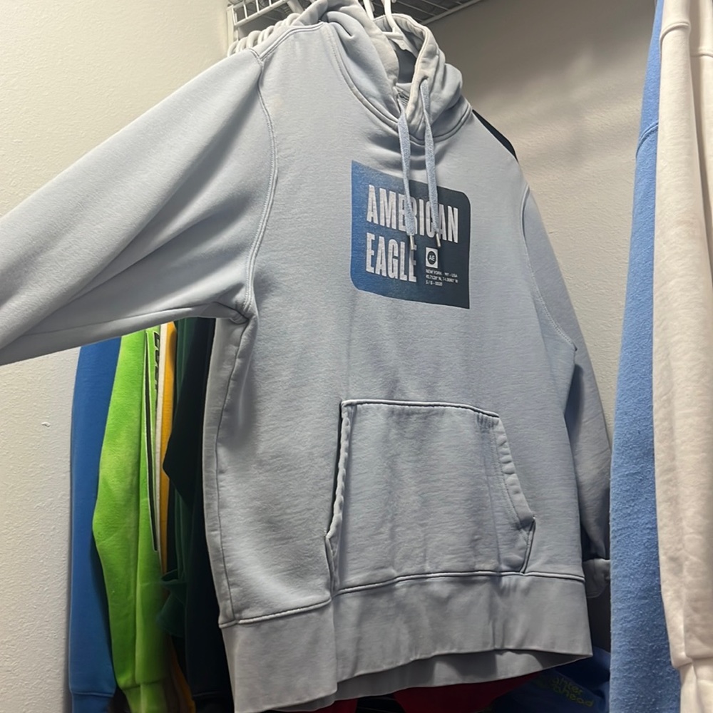 American eagle sweatshirt
